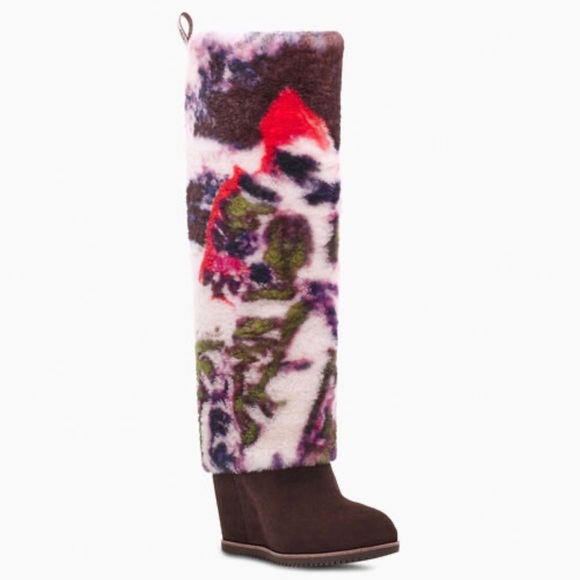 UGG X Claire Tabouret Fluff Boot size 7 Suede Sheepskin Balletcore 4” Wedge Heel - Picture 4 of 13